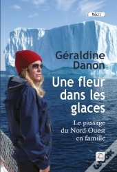 Une Fleur Dans Les Glaces