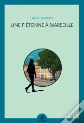 Une Pietonne A Marseille