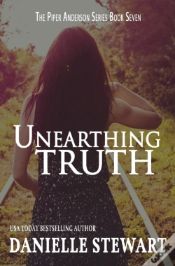 Capa do artigo Unearthing Truth