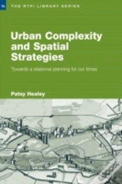 Capa do artigo Urban Complexity And Spatial Strategies