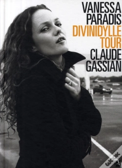 Capa do artigo Vanessa Paradis ; Divinidylle Tour