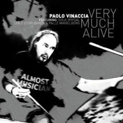 Capa do artigo Very Much Alive - CD