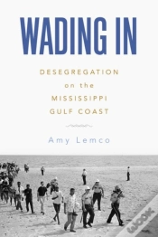 Capa do artigo Wading In