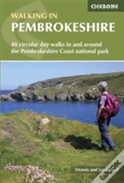 Capa do artigo Walking In Pembrokeshire