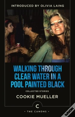 Capa do artigo Walking Through Clear Water In A Pool Painted Black