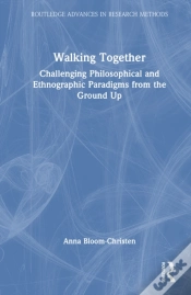 Capa do artigo Walking Together