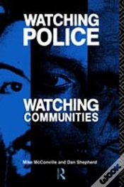 Capa do artigo Watching Police, Watching Communities
