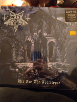 Capa do artigo We Are The Apocalypse - Vinil