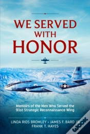 Capa do artigo We Served With Honor