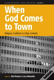 Capa do artigo When God Comes To Town