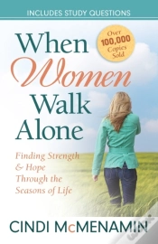 Capa do artigo When Women Walk Alone