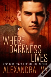 Capa do artigo Where Darkness Lives