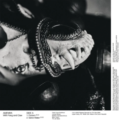 Capa do artigo With Fang and Claw - Vinil