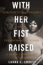Capa do artigo With Her Fist Raised