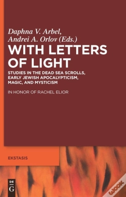 Capa do artigo With Letters Of Light