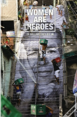 Capa do artigo Women Are Heroes