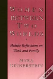 Capa do artigo Women Between Two Worlds