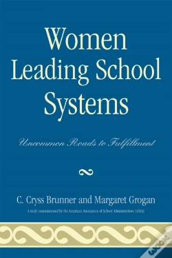 Capa do artigo Women Leading School Systems