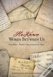 Capa do artigo Words Between Us