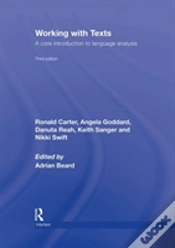 Capa do artigo Working With Texts