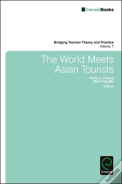 Capa do artigo World Meets Asian Tourists