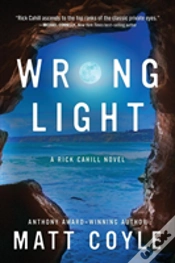 Capa do artigo Wrong Light