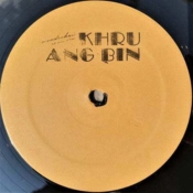 Capa do artigo Yellow label color - Vinil